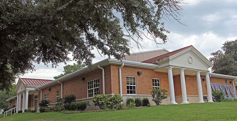PHOTO OF OLIVER BAND BUILDING