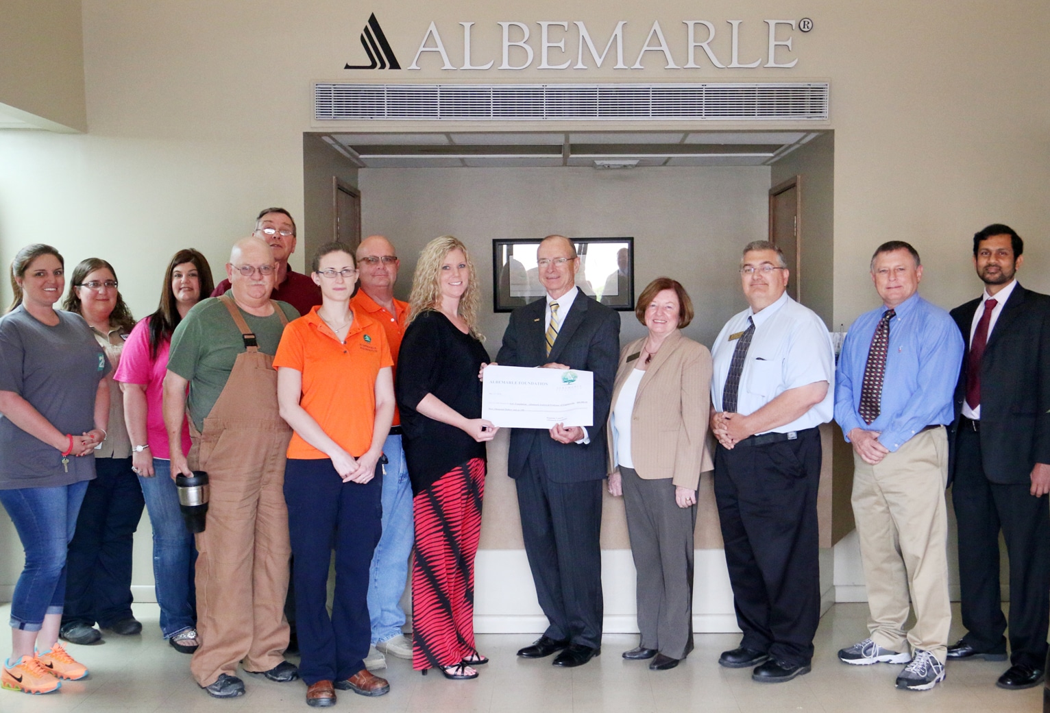 Albemarle gives $200000 to SAU Engineering